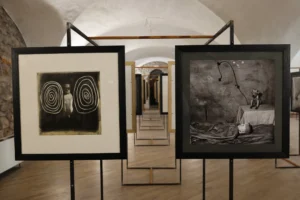 uncanny lens roger ballen joel peter witkin castel ivano mostra fotografica