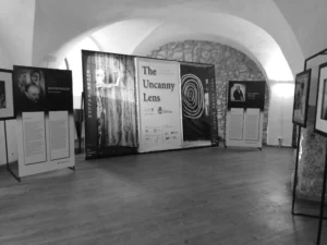uncanny lens roger ballen joel peter witkin castel ivano mostra fotografica